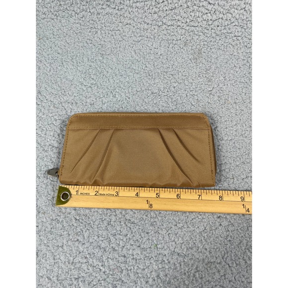 Travelon Tan Full Zip Wallet - Picture 3 of 7